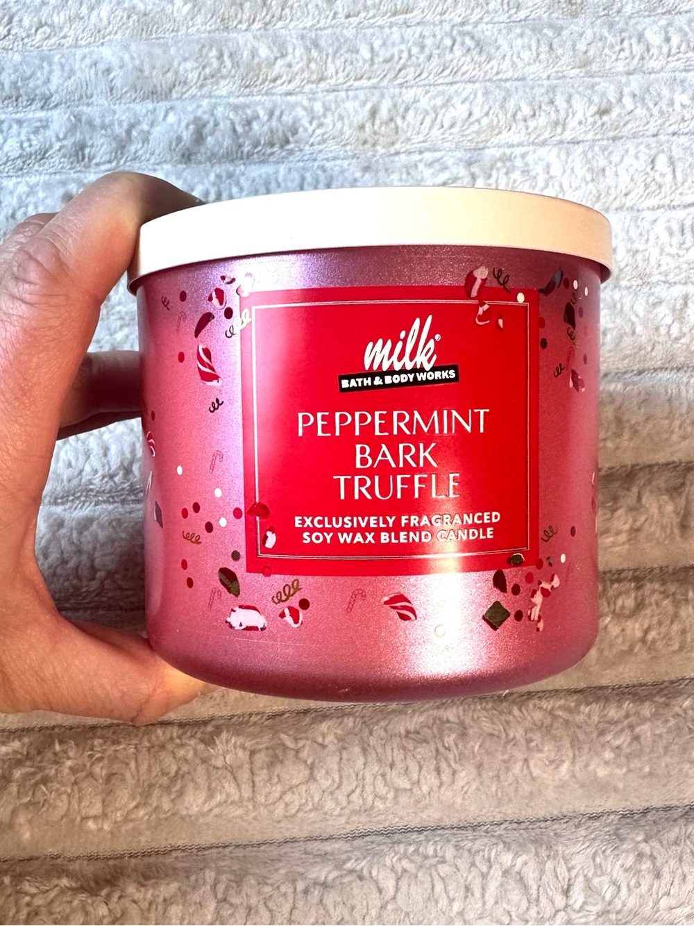 New MILK BAR X BATH & BODY WORKS Peppermint Bark Truffle 3 Wick Holiday Candle